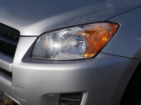 Used 2012 Toyota RAV4 4WD w/ Value Pkg image 16