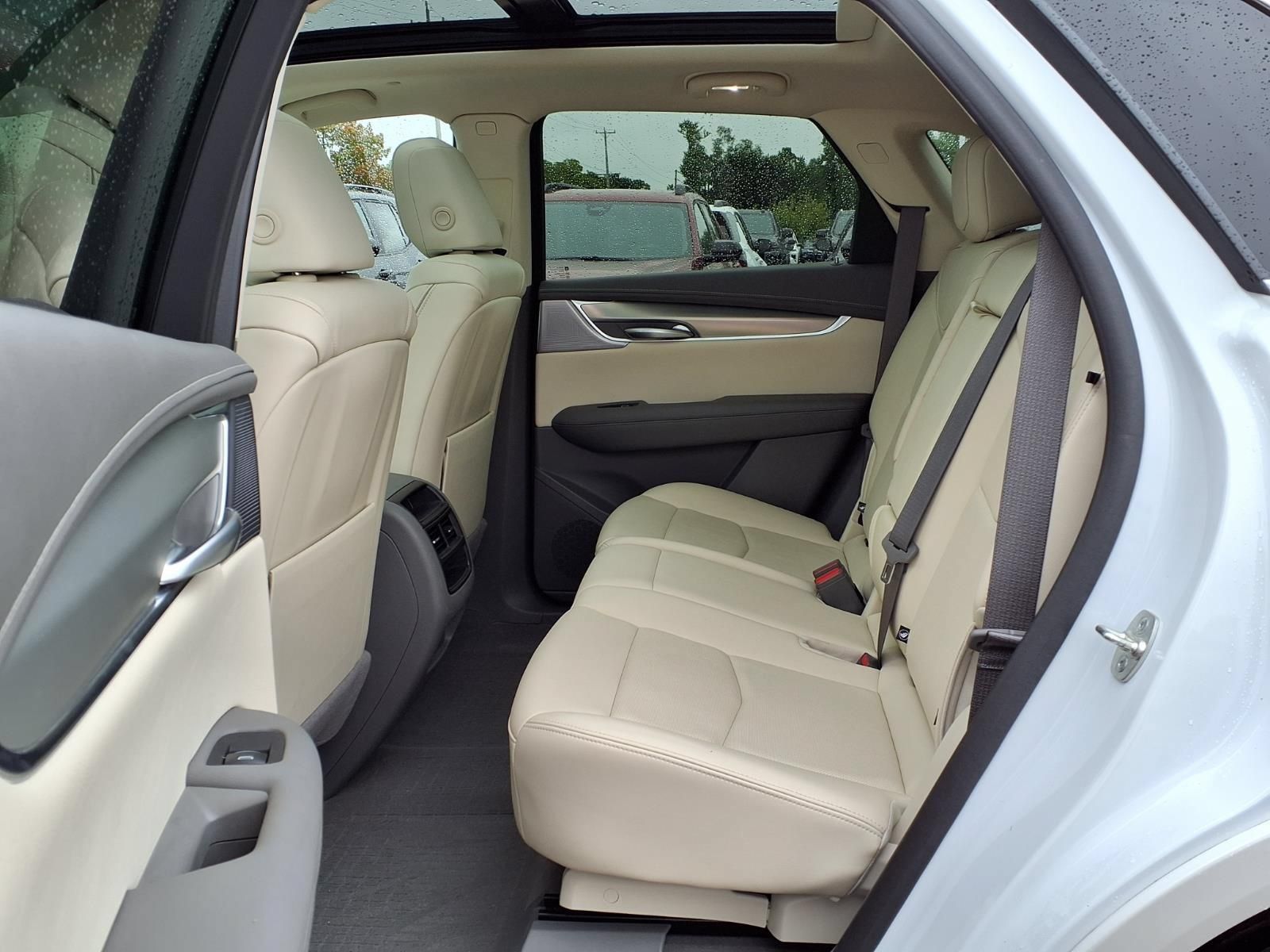 Used 2024 Cadillac XT5 Premium Luxury AWD/4WD image 11
