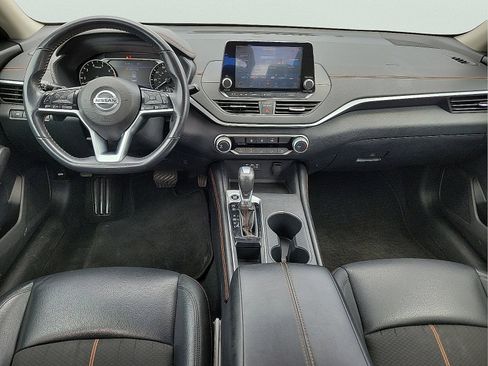 Used 2021 Nissan Altima 2.5 SR FWD image 9