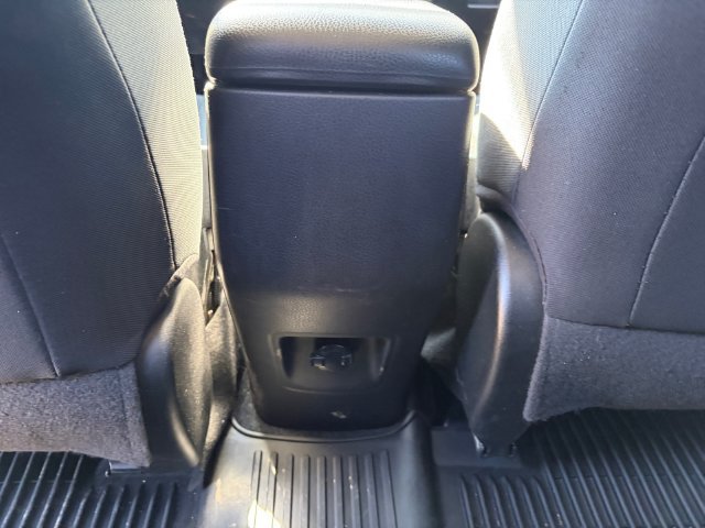 Used 2017 Toyota RAV4 LE w/ All Weather Liner Package AWD/4WD image 27