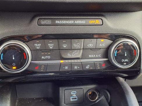 Certified 2022 Ford Escape SEL w/ Technology Package image 23