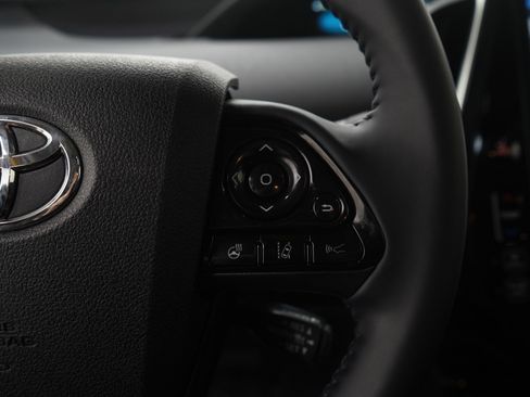 Used 2022 Toyota Prius Limited w/ Premium Convenience Package image 27