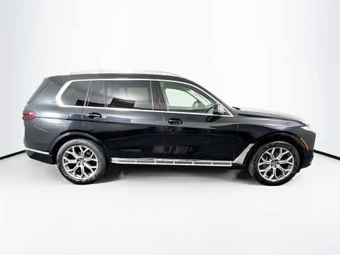 Used 2024 BMW X7 xDrive40i image 8