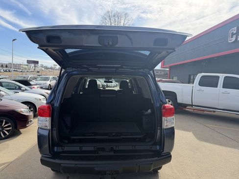 Used 2010 Toyota 4Runner Limited image 9