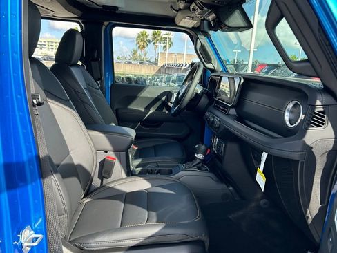 New 2024 Jeep Wrangler Sahara w/ Technology Group image 24