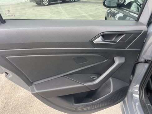 Used 2023 Volkswagen Jetta GLI Autobahn image 16