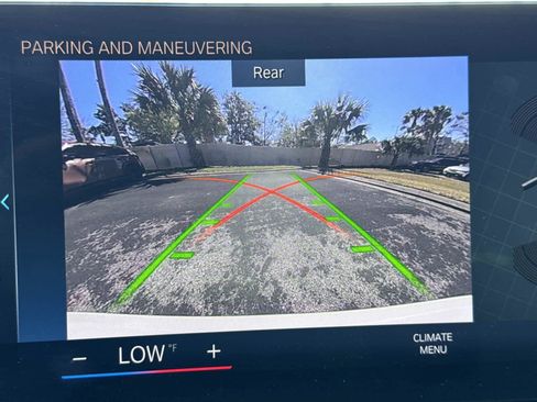 Certified 2024 BMW 430i xDrive Convertible w/ Convenience Package image 18