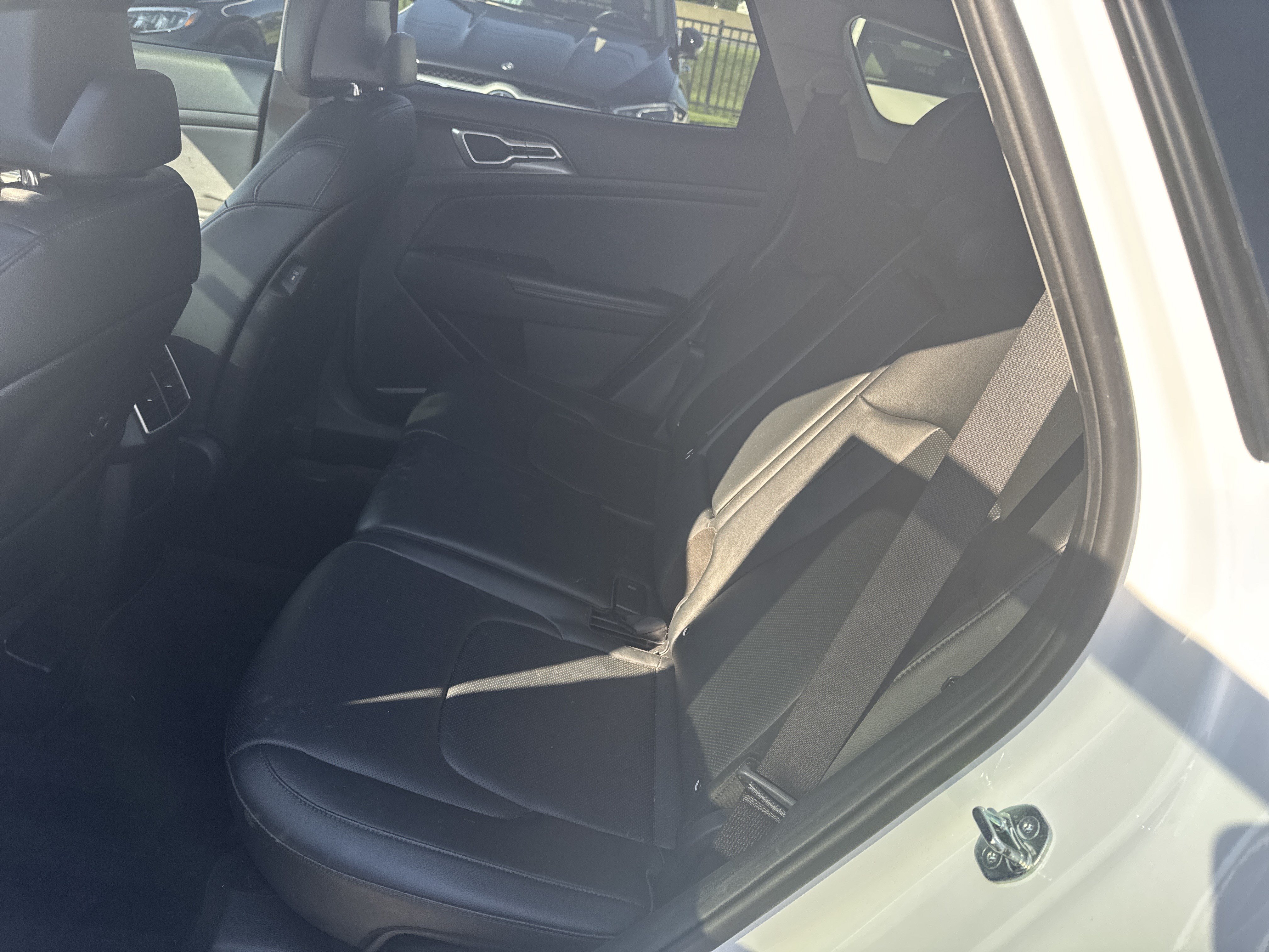 Used 2023 Kia Sportage EX FWD image 33