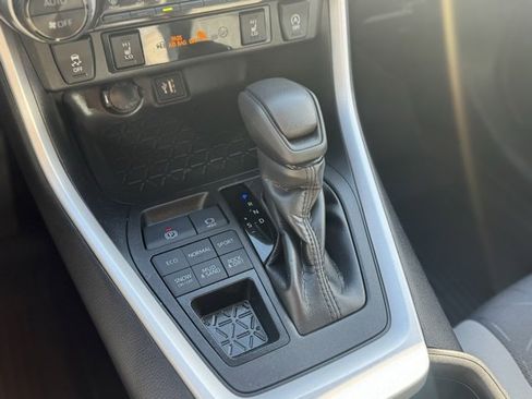 Used 2023 Toyota RAV4 XLE image 16