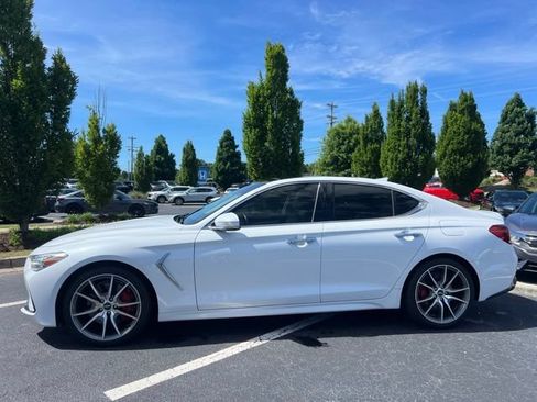 Used 2019 Genesis G70 3.3T Advanced w/ Elite Package RWD image 10