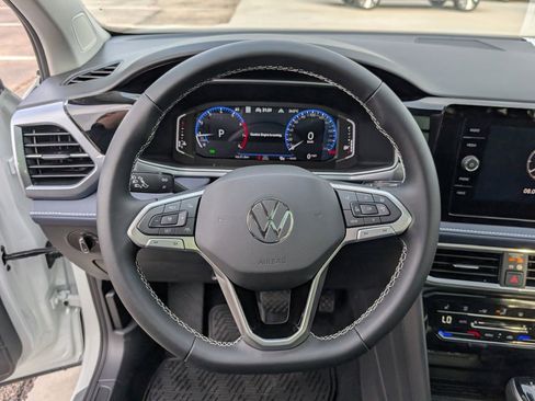 New 2026 Volkswagen Taos SEL AWD/4WD image 15