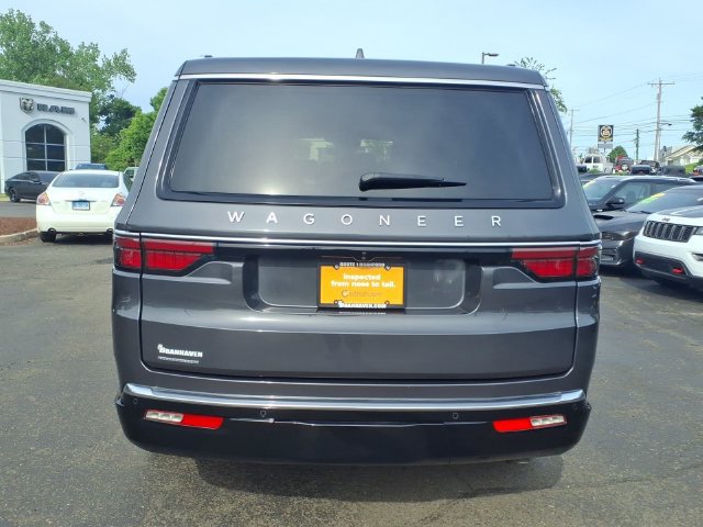Certified 2023 Jeep Wagoneer 4WD image 6