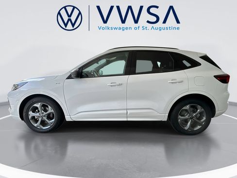 Used 2023 Ford Escape ST-Line FWD image 5