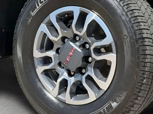 Used 2022 GMC Sierra 2500 Pro w/ Fleet Convenience Package AWD/4WD image 14