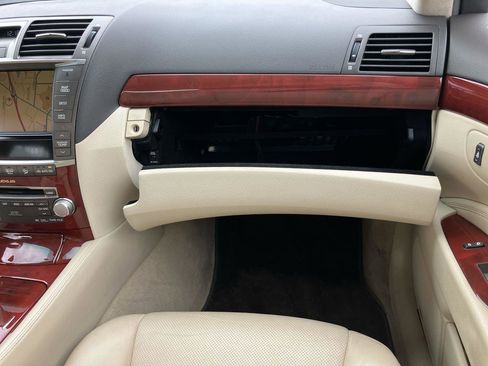 Used 2012 Lexus LS 460 L image 16