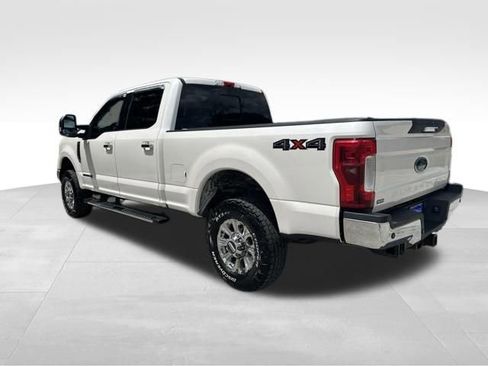 Used 2017 Ford F250 Lariat AWD/4WD image 4