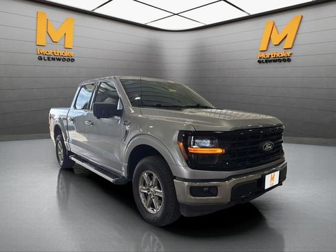 Used 2024 Ford F150 XLT image 2