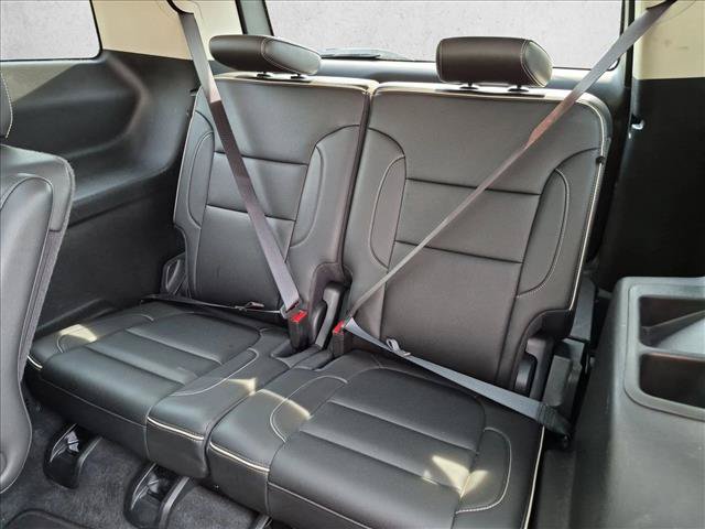 Used 2023 GMC Acadia Denali AWD/4WD image 15