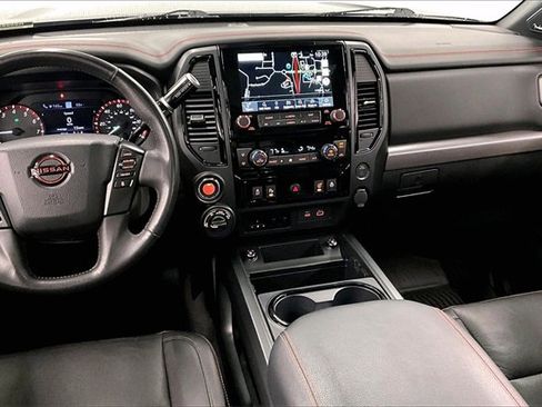 Used 2024 Nissan Titan PRO-4X w/ Pro-4x Convenience Package image 6