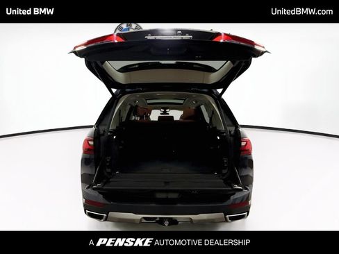 Used 2022 BMW X7 xDrive40i AWD/4WD image 21