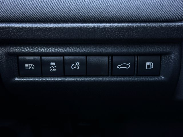 Used 2026 Toyota Camry LE w/ Convenience Package FWD image 21