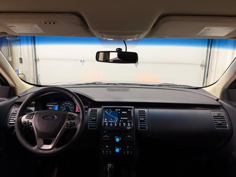 Certified 2019 Ford Flex SEL w/ Equipment Group 202A image 3