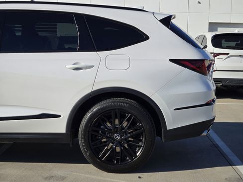 Used 2026 Acura MDX A-Spec image 13