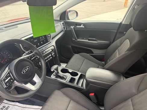 Used 2021 Kia Sportage LX AWD/4WD image 22