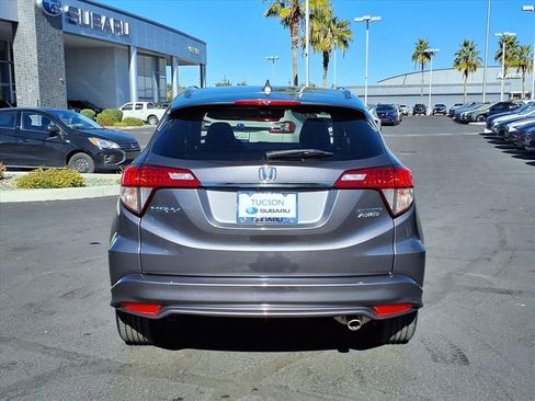 Used 2020 Honda HR-V Touring image 13