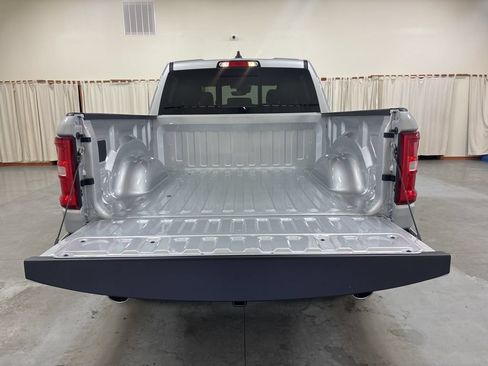New 2026 RAM 1500 Laramie w/ Laramie Preferred Package AWD/4WD image 9