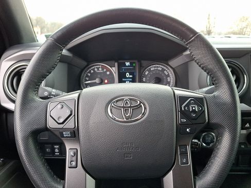 Certified 2023 Toyota Tacoma TRD Sport image 18