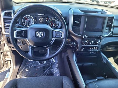 Used 2019 RAM 1500 Big Horn AWD/4WD image 9