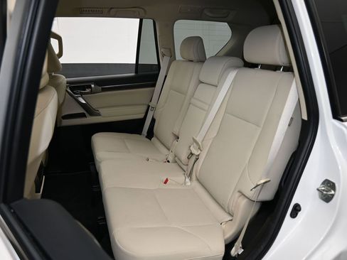 Used 2023 Lexus GX 460 Premium image 39
