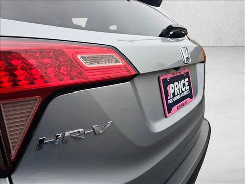 Used 2017 Honda HR-V EX image 12