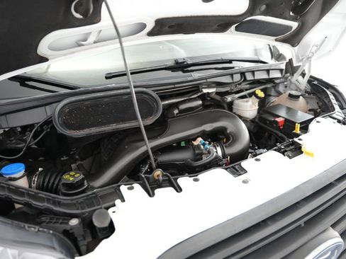 Used 2019 Ford Transit 250 130 Low Roof image 41