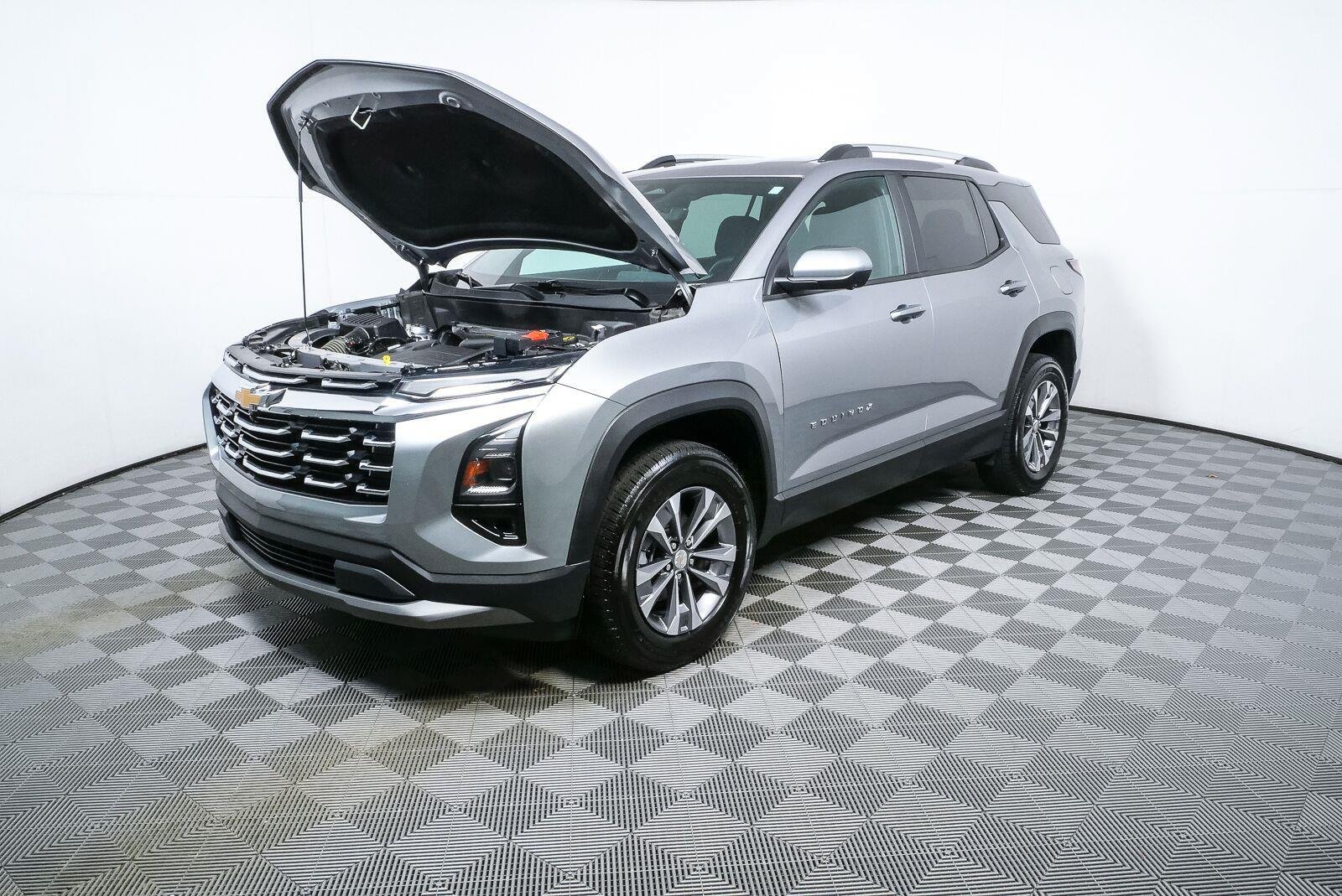 Certified 2025 Chevrolet Equinox LT w/ Convenience Package II FWD image 31