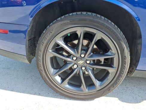 Used 2022 Dodge Challenger GT w/ Plus Package image 6