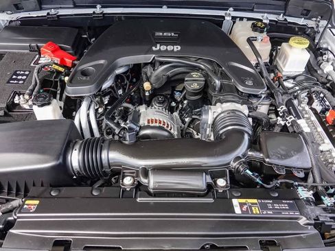 Certified 2021 Jeep Gladiator Rubicon w/ Trailer Tow Package image 26