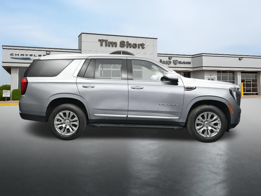 Used 2025 GMC Yukon Denali AWD/4WD image 6