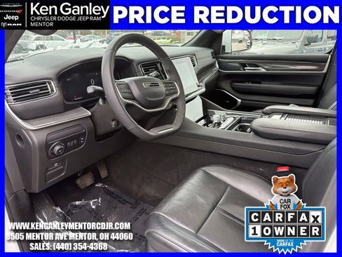 Used 2022 Jeep Wagoneer Series III w/ Premium Group I image 17