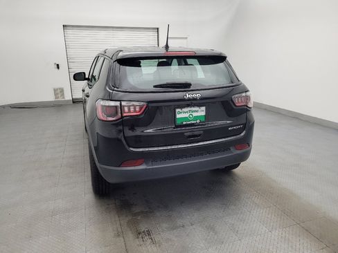 Used 2020 Jeep Compass Sport image 6