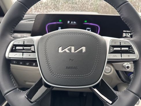 New 2025 Kia Telluride EX w/ EX Captain's Chair Package image 8