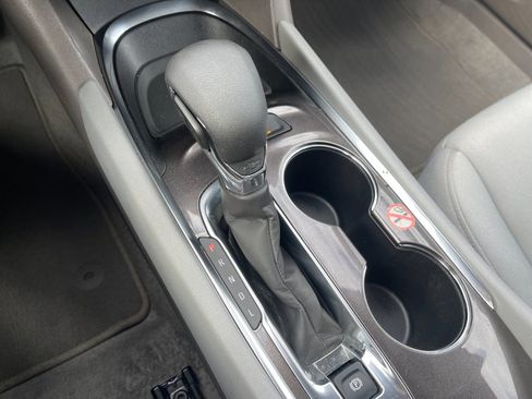 Used 2025 Chevrolet Malibu LT image 22