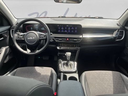 Used 2026 Kia Seltos S AWD/4WD image 16