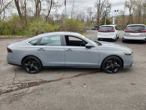Used 2024 Honda Accord Sport image 7