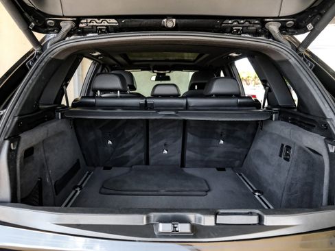 Used 2018 BMW X5 xDrive50i image 46