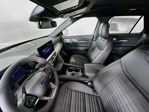 New 2026 Ford Explorer ST-Line w/ ST-Line Street Pack AWD/4WD image 5