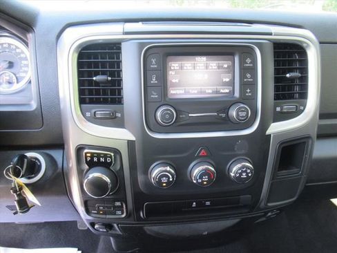 Used 2024 RAM 1500 Classic SLT image 22