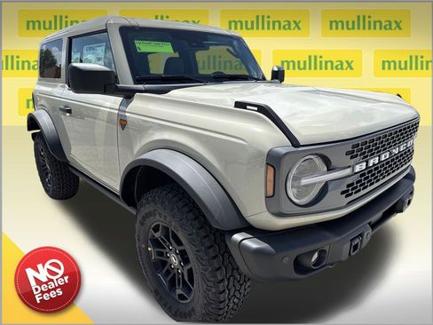New 2026 Ford Bronco Badlands AWD/4WD image 1