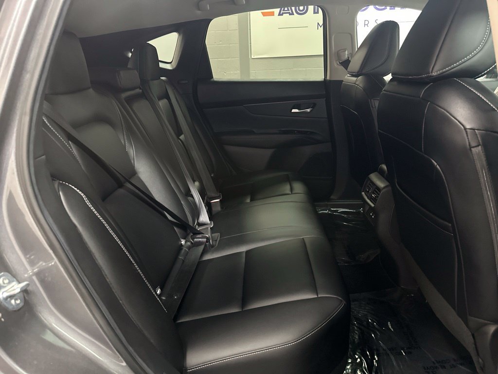 Used 2025 Nissan Murano SV AWD/4WD image 20